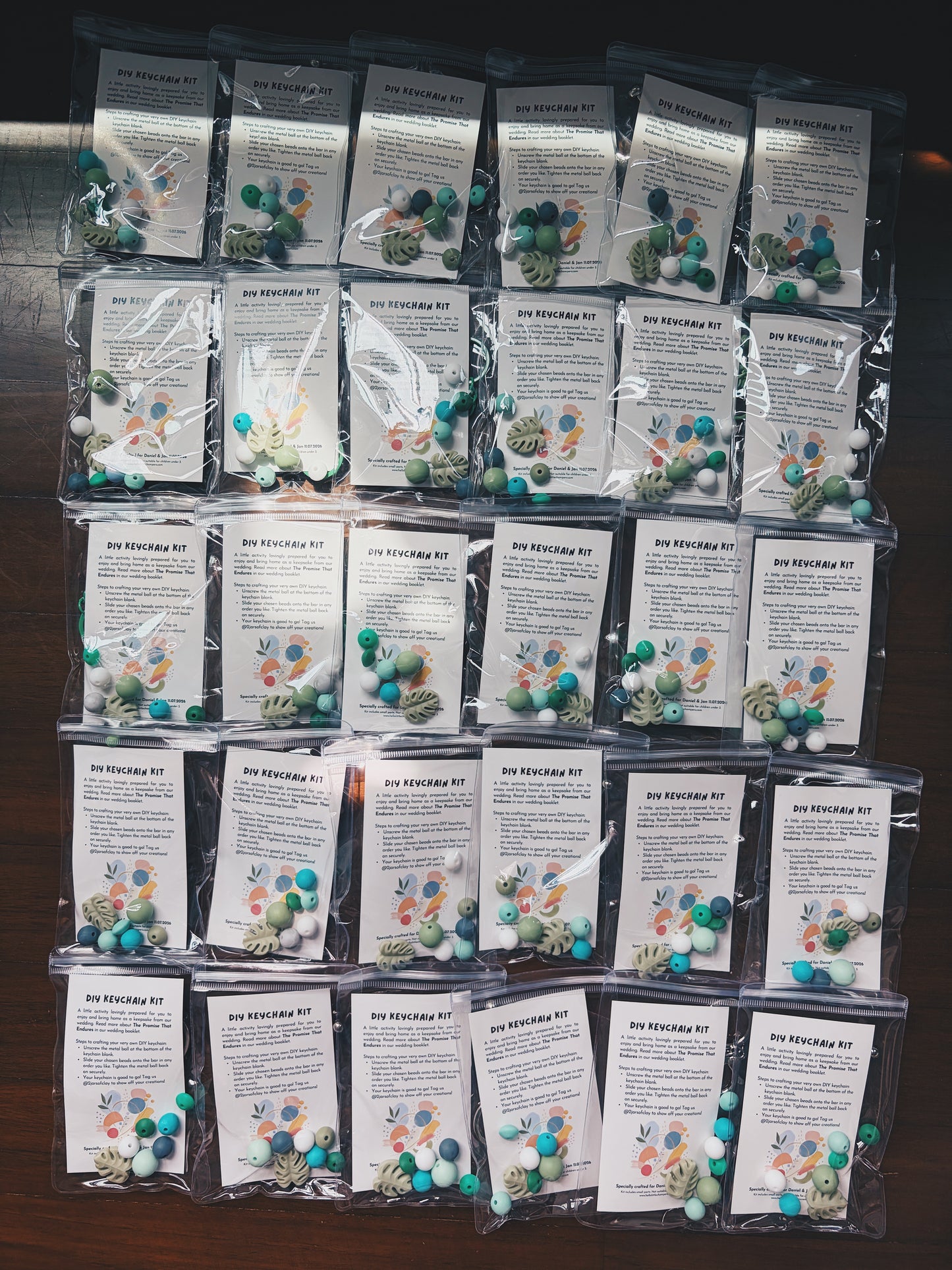 Custom DIY KEYCHAIN KIT Party/ Wedding Keepsake Favour (Min. 100 packs)