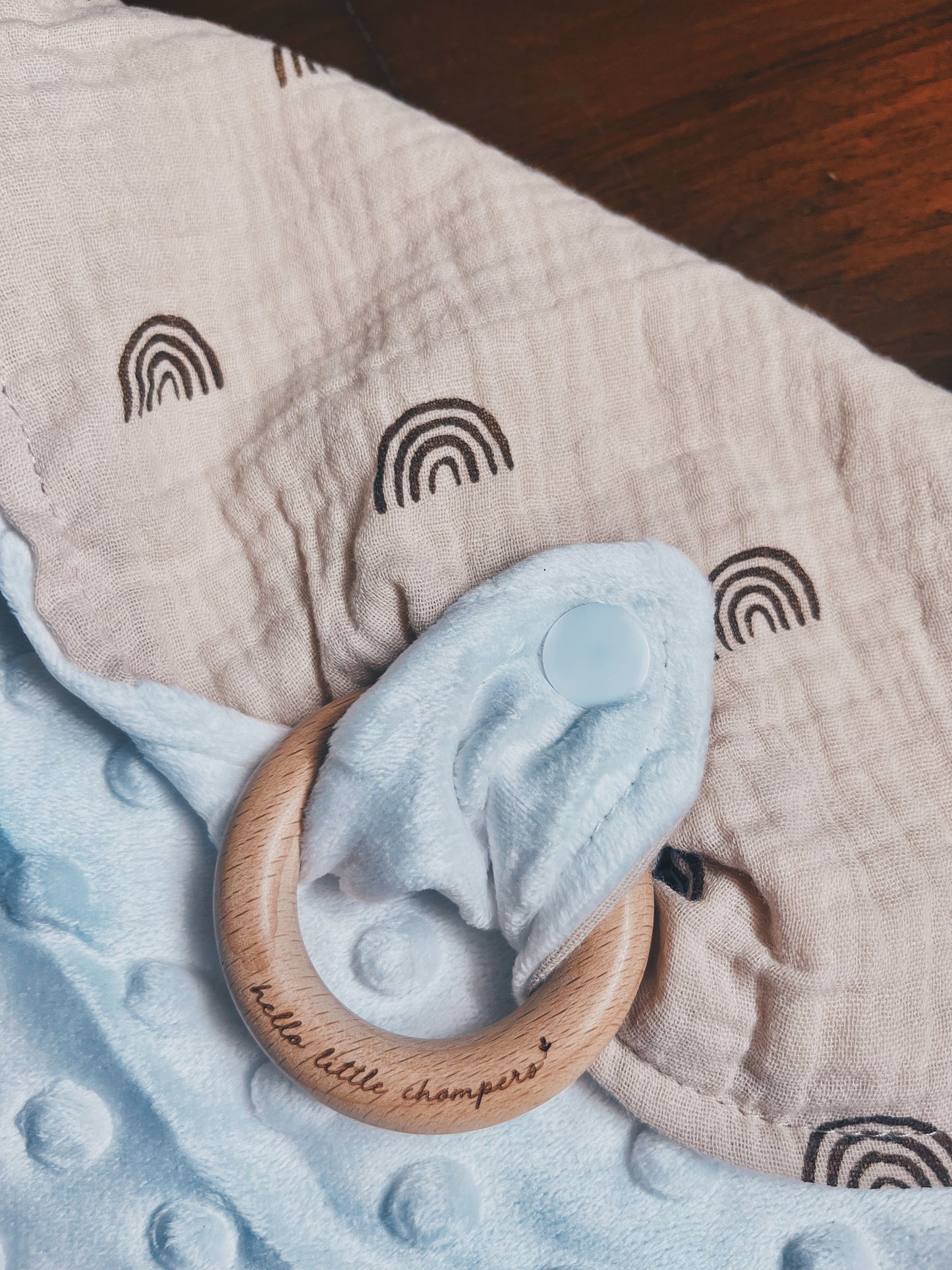 Drool Cloth with Teething Ring
