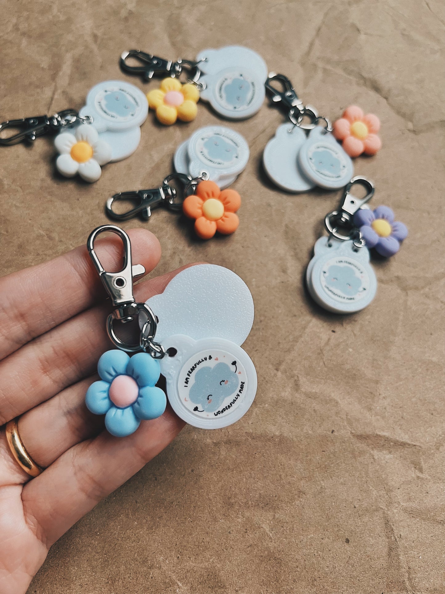 POPPY Trolley Token Charm