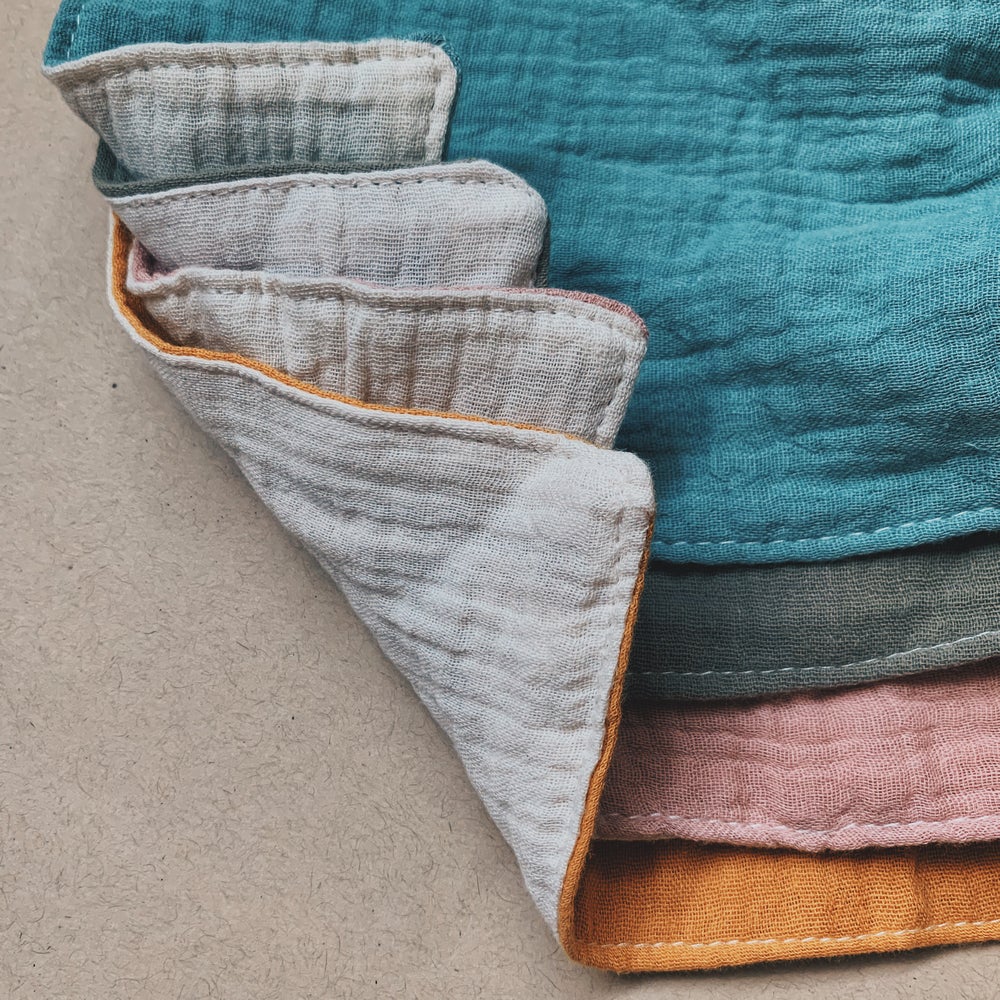 Drool Cloth with Teething Ring