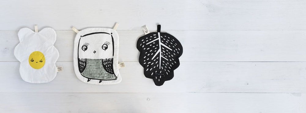 Leaf Organic Crinkle Toy