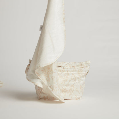 [Limited Edition] Sophie La Girafe Olive Leaf Change Mat