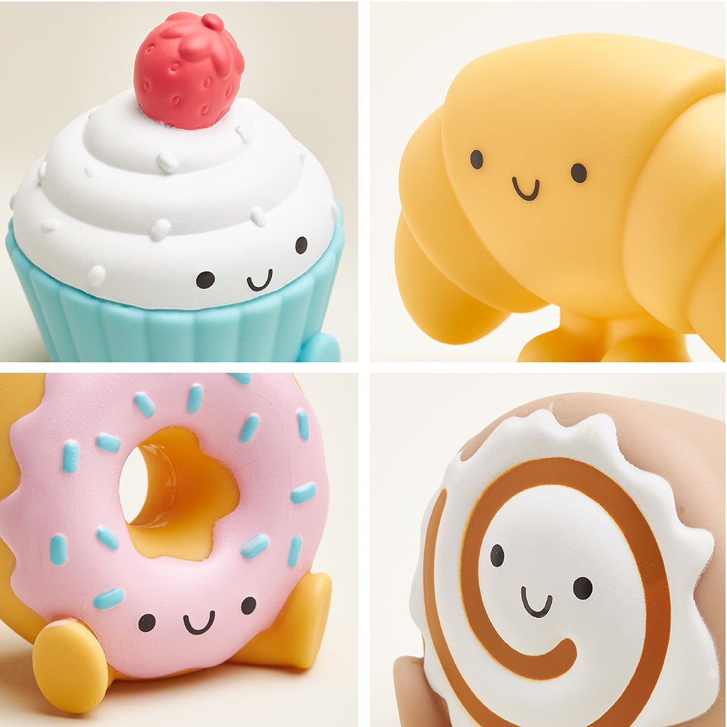 Itzy Play™ Put & Take Bakery