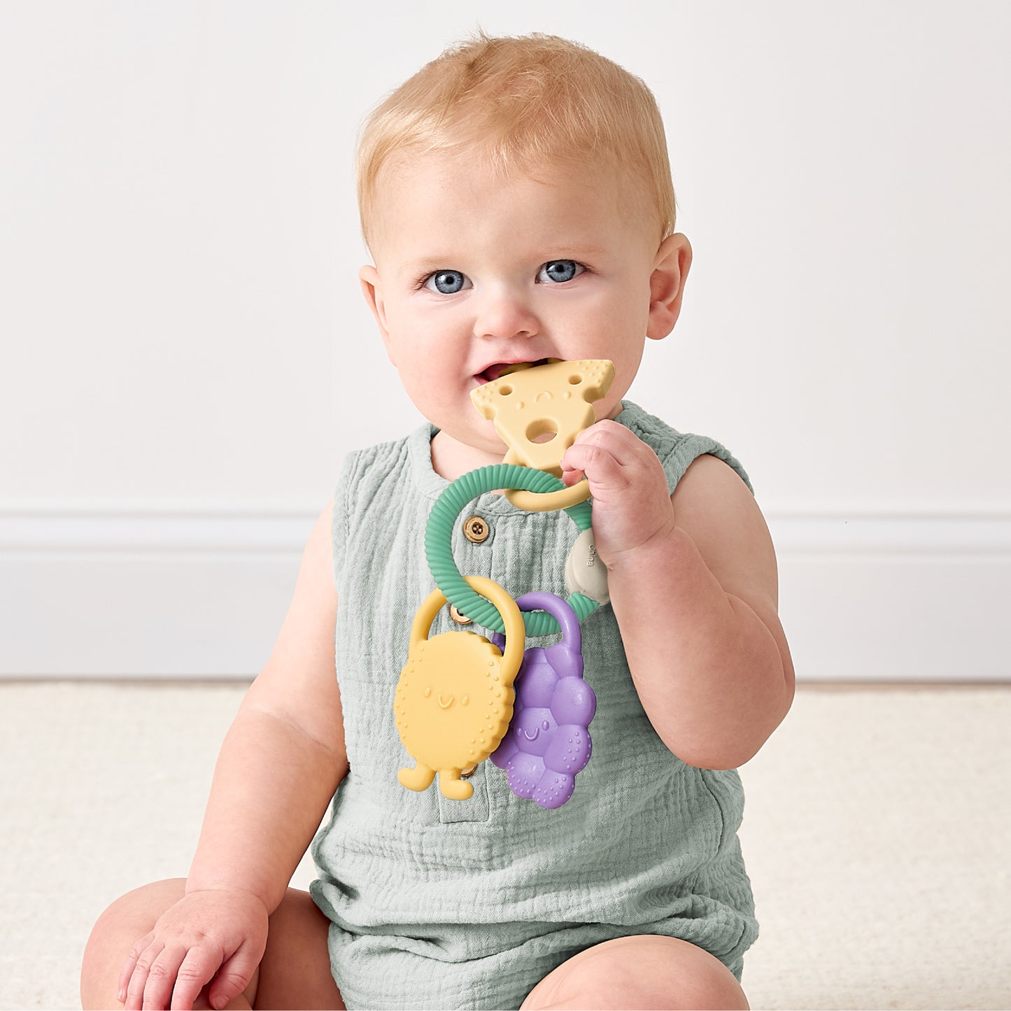 Charcuterie Itzy Trio Silicone Teethers