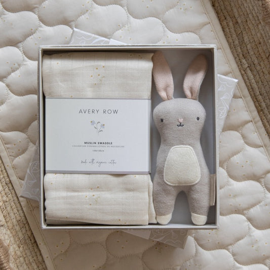 Swaddle & Cuddle Premium Gift Set - Chamomile