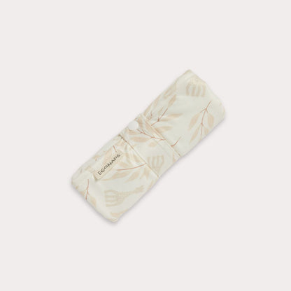 [Limited Edition] Sophie La Girafe Olive Leaf Change Mat