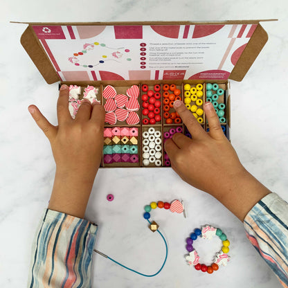 [Last chance] Unicorn & Heart Bracelet Making Kit