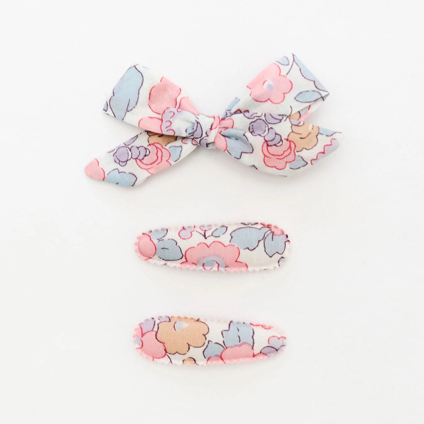 Willow Petite Bow Clip