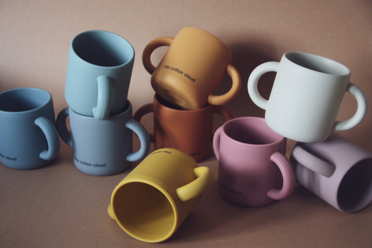 Silicone mug with handles