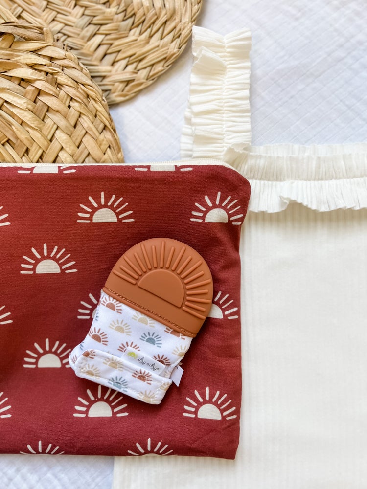 [PRE-ORDER Mid-end Sep] Sun Teething Mitten