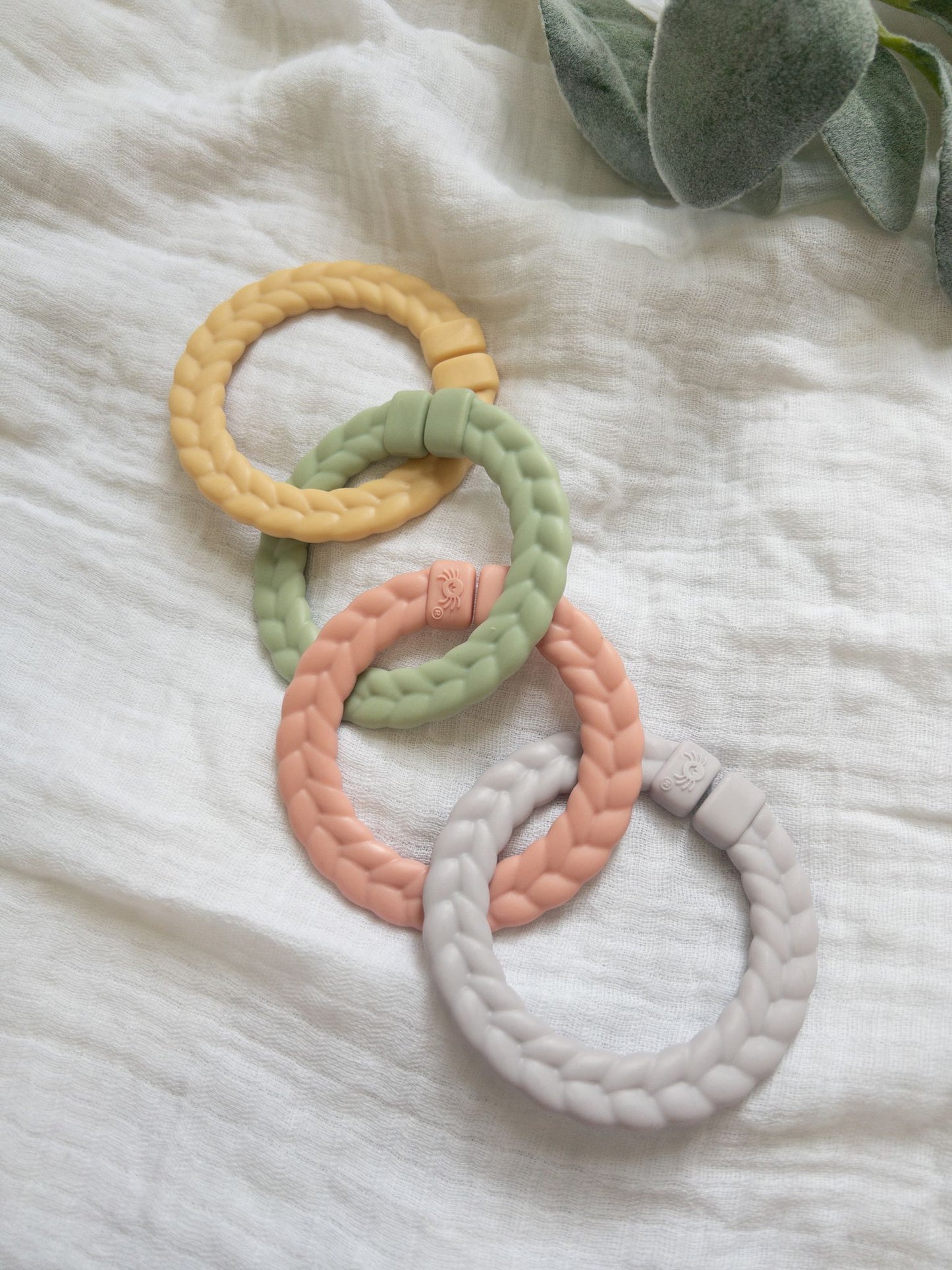 Ritzy Linking Rings